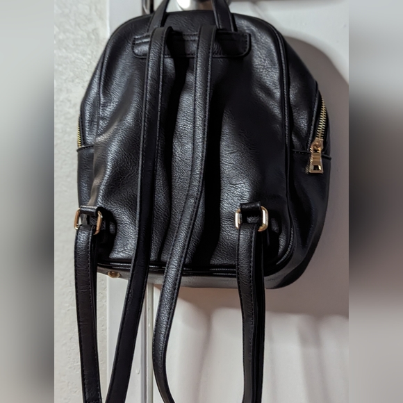 Mini Backpack - Picture 3 of 8